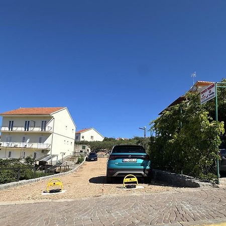 Primosten Apartments Extérieur photo