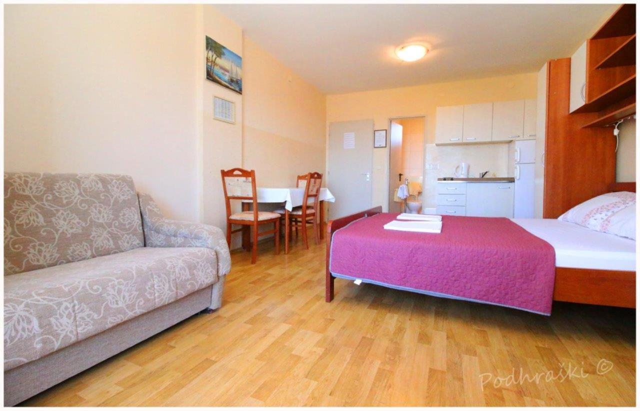 Primosten Apartments Extérieur photo