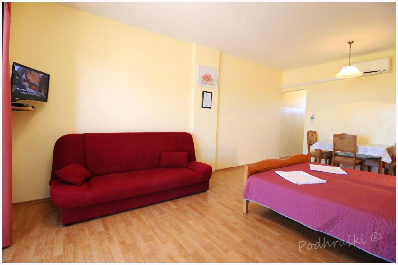 Primosten Apartments Extérieur photo